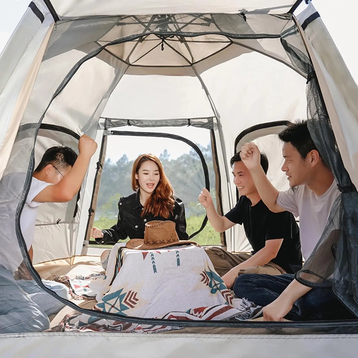 Portable Double-Layer Automatic Glamping Tent – OEM product image 3